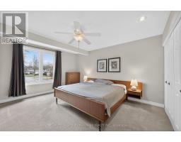 115 BRIXHAM CRESCENT - 27