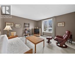 115 BRIXHAM CRESCENT - 33