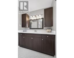 115 BRIXHAM CRESCENT - 34