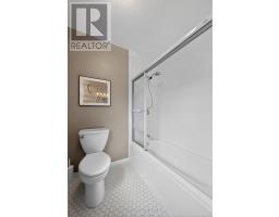 115 BRIXHAM CRESCENT - 35