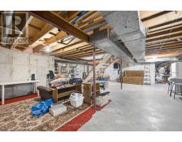 115 BRIXHAM CRESCENT - 36