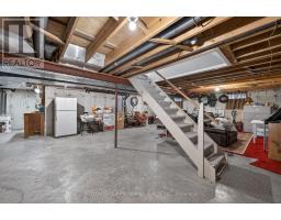 115 BRIXHAM CRESCENT - 37