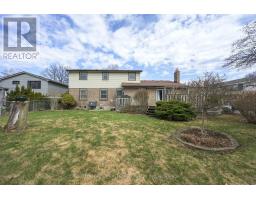 115 BRIXHAM CRESCENT - 4