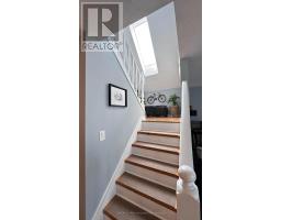 15 CHANCTON CRESCENT - 10