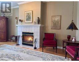 34 - 30 DOON DRIVE - 13