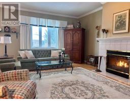 34 - 30 DOON DRIVE - 15