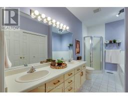 34 - 30 DOON DRIVE - 32