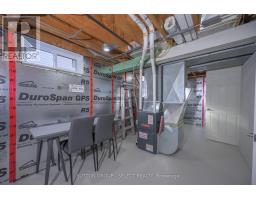 47 APONI CRESCENT - 22