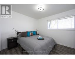 47 APONI CRESCENT - 9