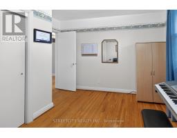 6 MONTGOMERY ROAD - 17