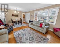 6 MONTGOMERY ROAD - 33