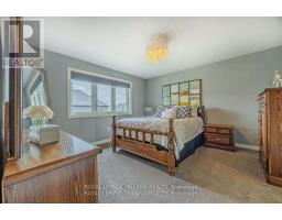 2349 DAUNCEY CRESCENT - 18