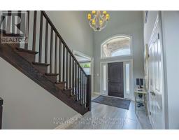 2349 DAUNCEY CRESCENT - 4