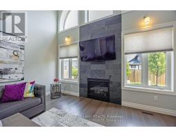 2349 DAUNCEY CRESCENT - 7