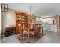37 UPPER CANADA DRIVE - 10