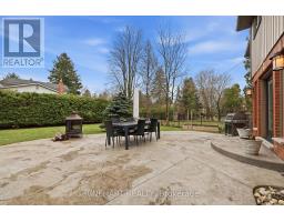 36 REDFORD ROAD - 43