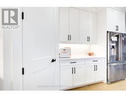 1891 APPLEROCK AVENUE - 16