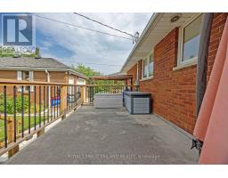 107 SUSAN AVENUE - 31