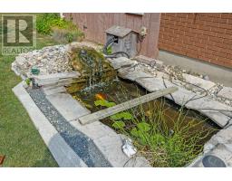 107 SUSAN AVENUE - 35