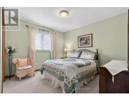 18 EULA WHITE PLACE - 17