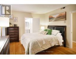 105 - 275 QUEENS AVENUE - 14