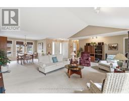 31 GREEN HEDGE LANE - 13