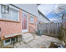 38 - 1430 JALNA BOULEVARD - 34