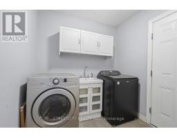 2138 NORTH ROUTLEDGE PARK - 17