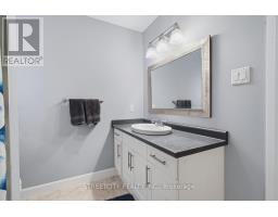 2138 NORTH ROUTLEDGE PARK - 26