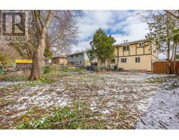 1763 ALDERSBROOK ROAD - 35