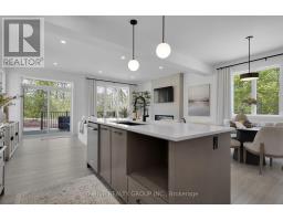 60 - 101 MEADOWLILY ROAD S - 15