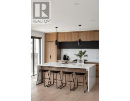 102 SILVER MAPLE CIRCLE - 30