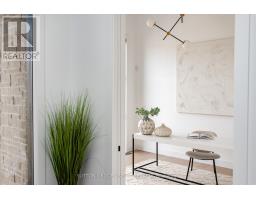 102 SILVER MAPLE CIRCLE - 31