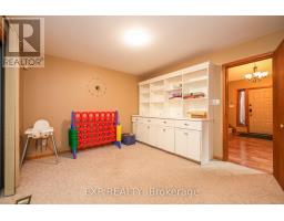 10207 PINETREE DRIVE - 25