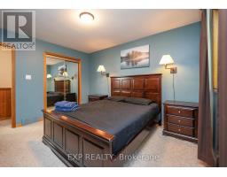 10207 PINETREE DRIVE - 34