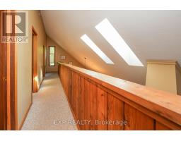 10207 PINETREE DRIVE - 35