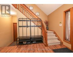 10207 PINETREE DRIVE - 36