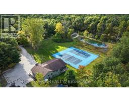 10207 PINETREE DRIVE - 43