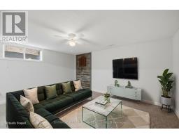 2 HARRINGTON CRESCENT - 13