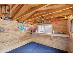 2 HARRINGTON CRESCENT - 20