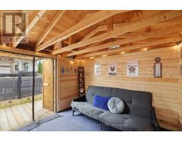 2 HARRINGTON CRESCENT - 21