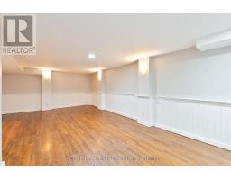 892 NOTRE DAME DRIVE - 22