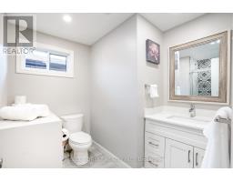 25 HOLIDAY AVENUE - 22