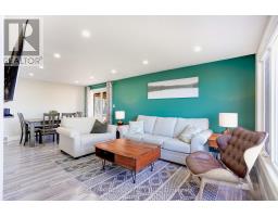 25 HOLIDAY AVENUE - 4