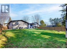 25 HOLIDAY AVENUE - 44