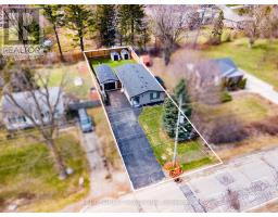 25 HOLIDAY AVENUE - 47