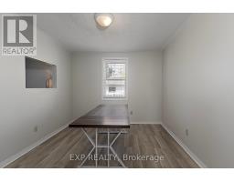 93 KING STREET E - 12