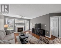 244 - 2025 MEADOWGATE BOULEVARD - 11