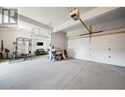 86 OLIVER CRESCENT - 35