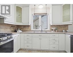 460 MOORE STREET - 14